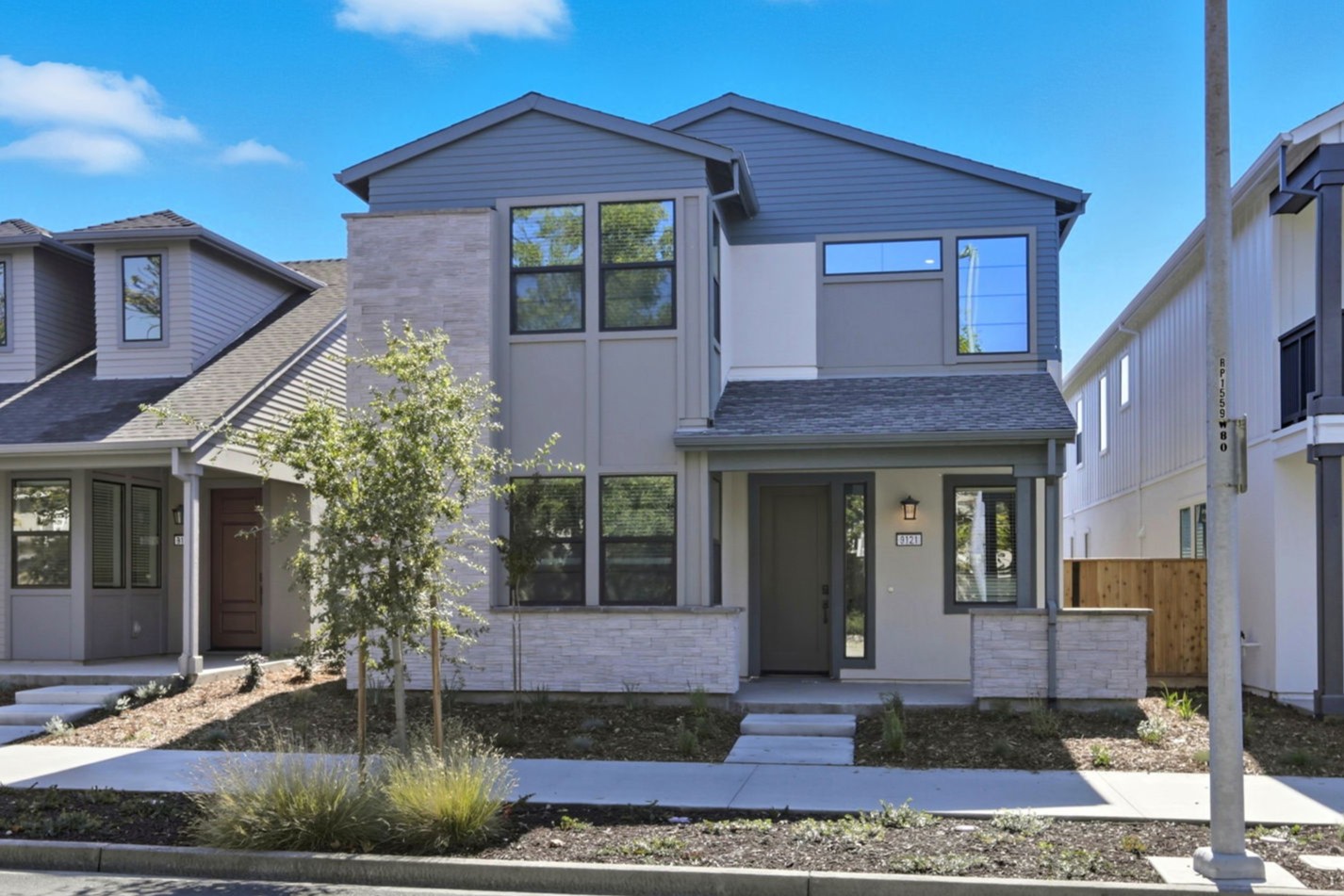 0060 9121 Camino Colegio