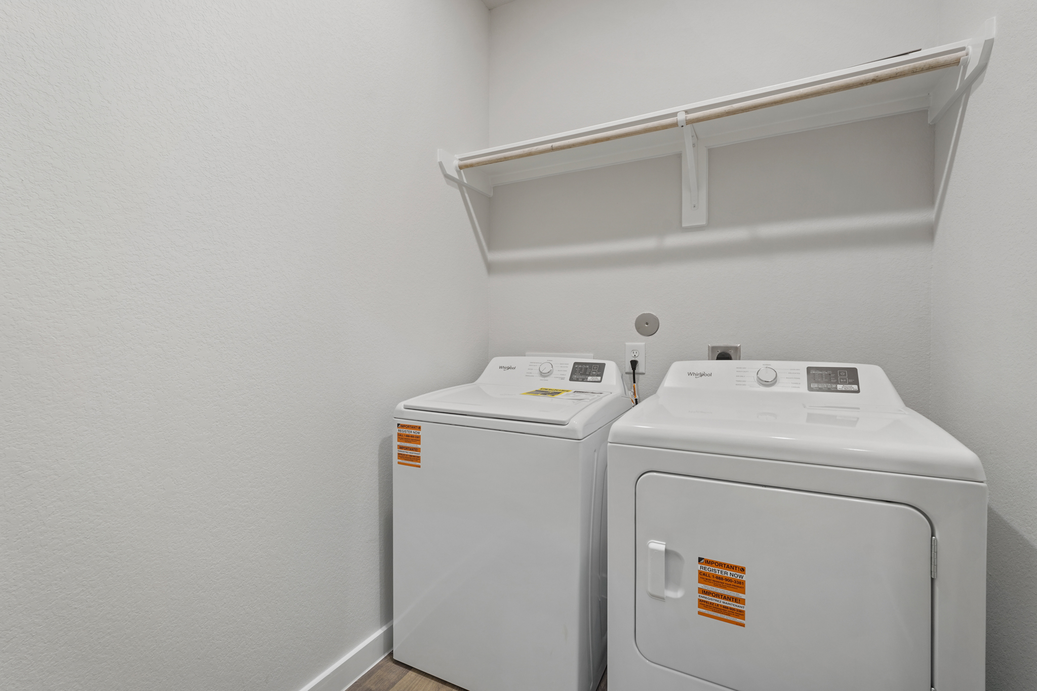 A white washing machine.