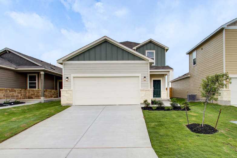 15101B 4351 HOBBITON WAY